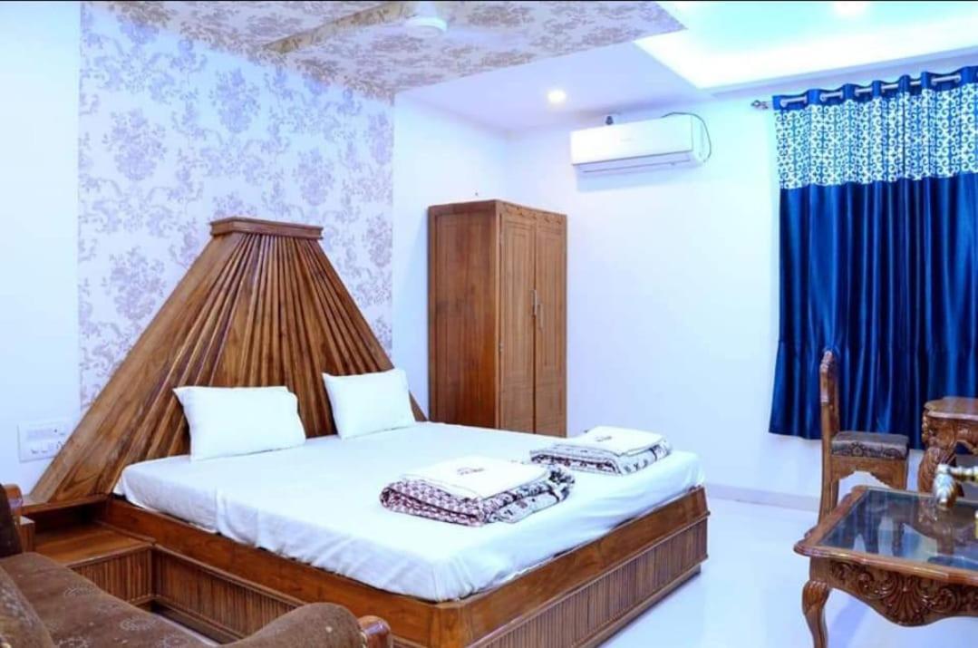 Hotel Shalimar Executive, Uran Islampur Peth  Exteriér fotografie